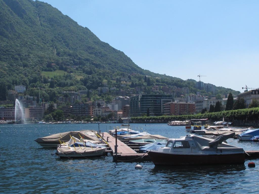 Lake1.JPG